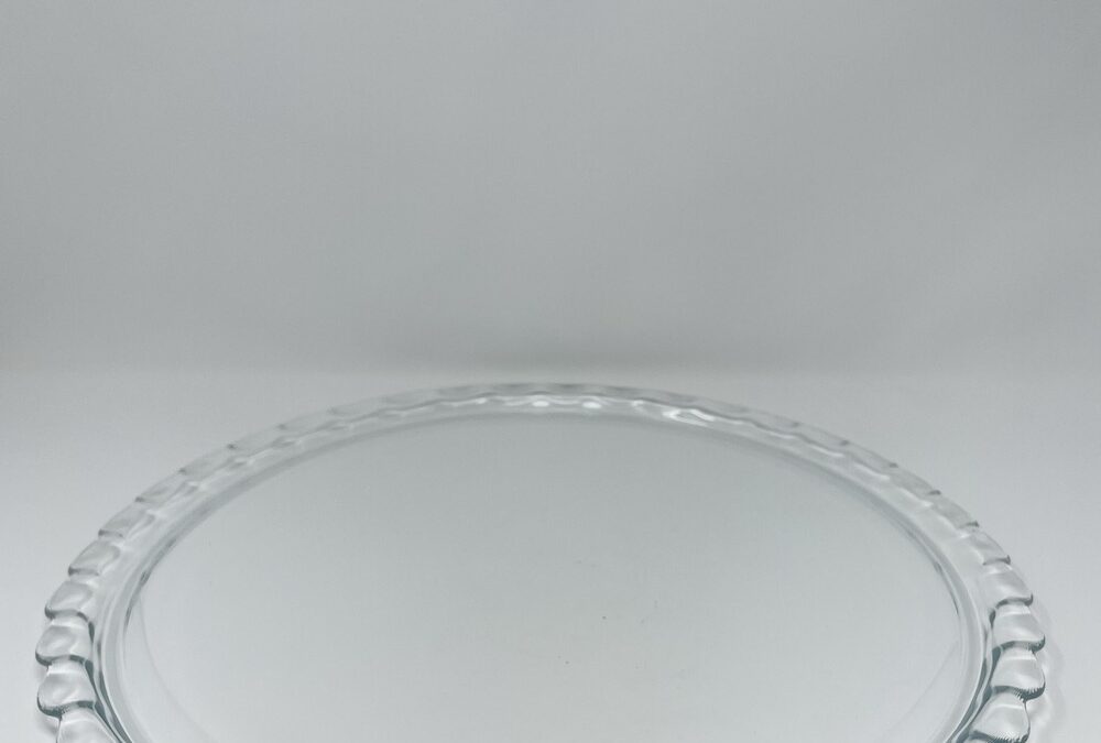 Átlátszó üveg kínálótál