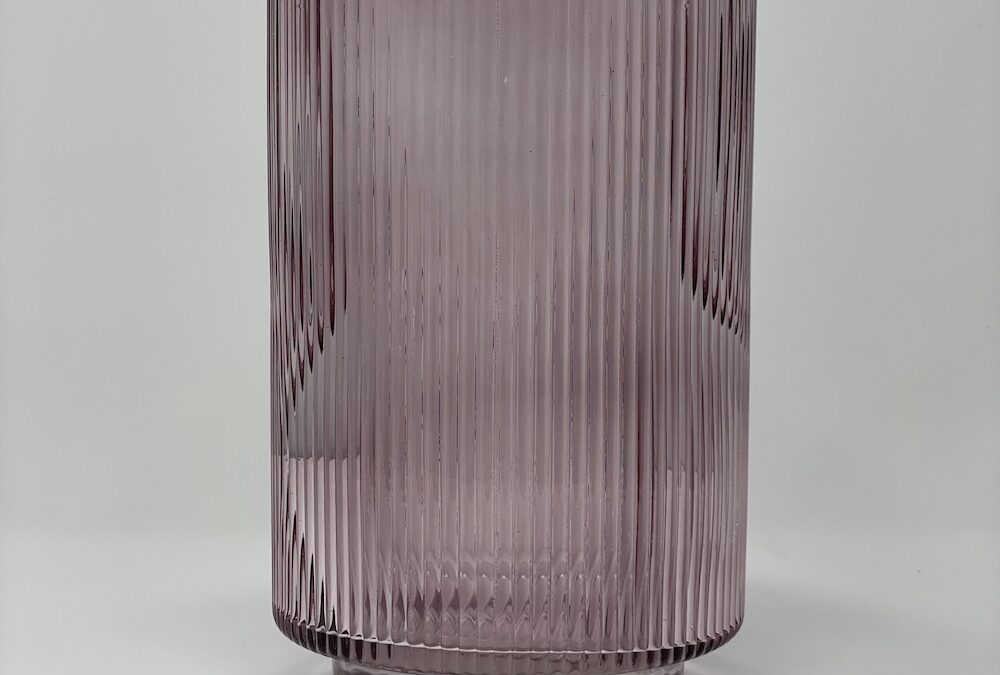 Rózsaszín bordás váza nagy