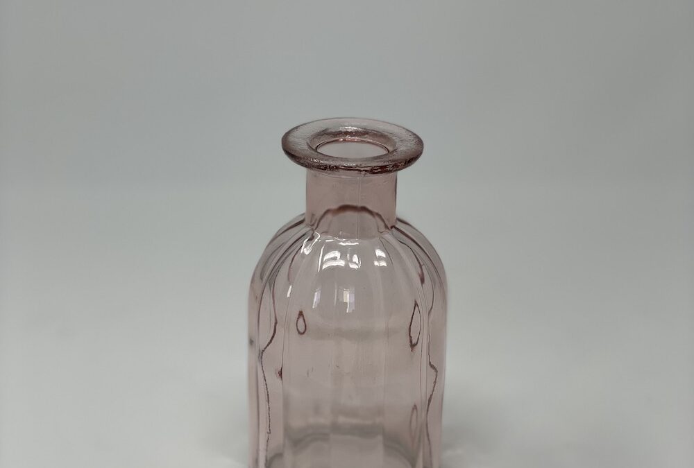 Rózsaszín váza Adel